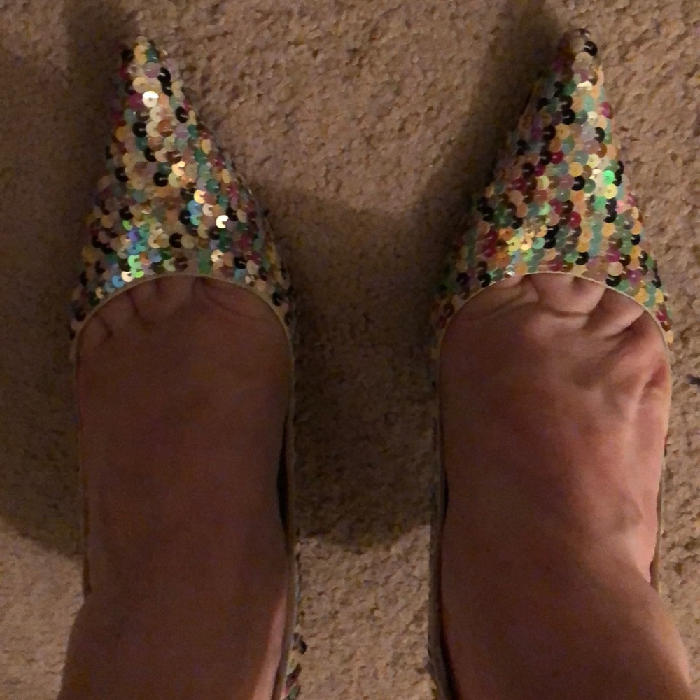 Shoes - Picture 4 of 4